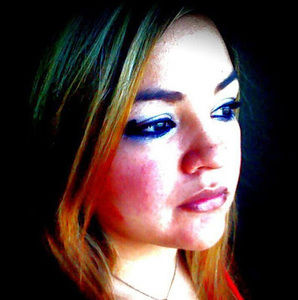 Meet your Posher, Monabell